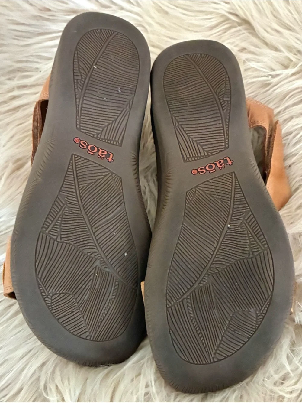 Taos EUC The Show Leather Sandals Sz 7